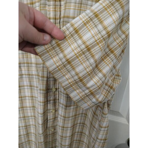Woolrich Men's XL Shirt Brown Plaid Collared Button Shirt Sleeve - Picture 6 of 9